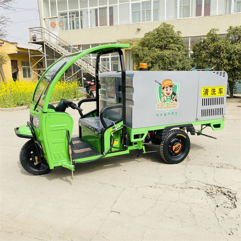 四平半封闭高压冲洗车CX700ADP（不锈钢箱体）